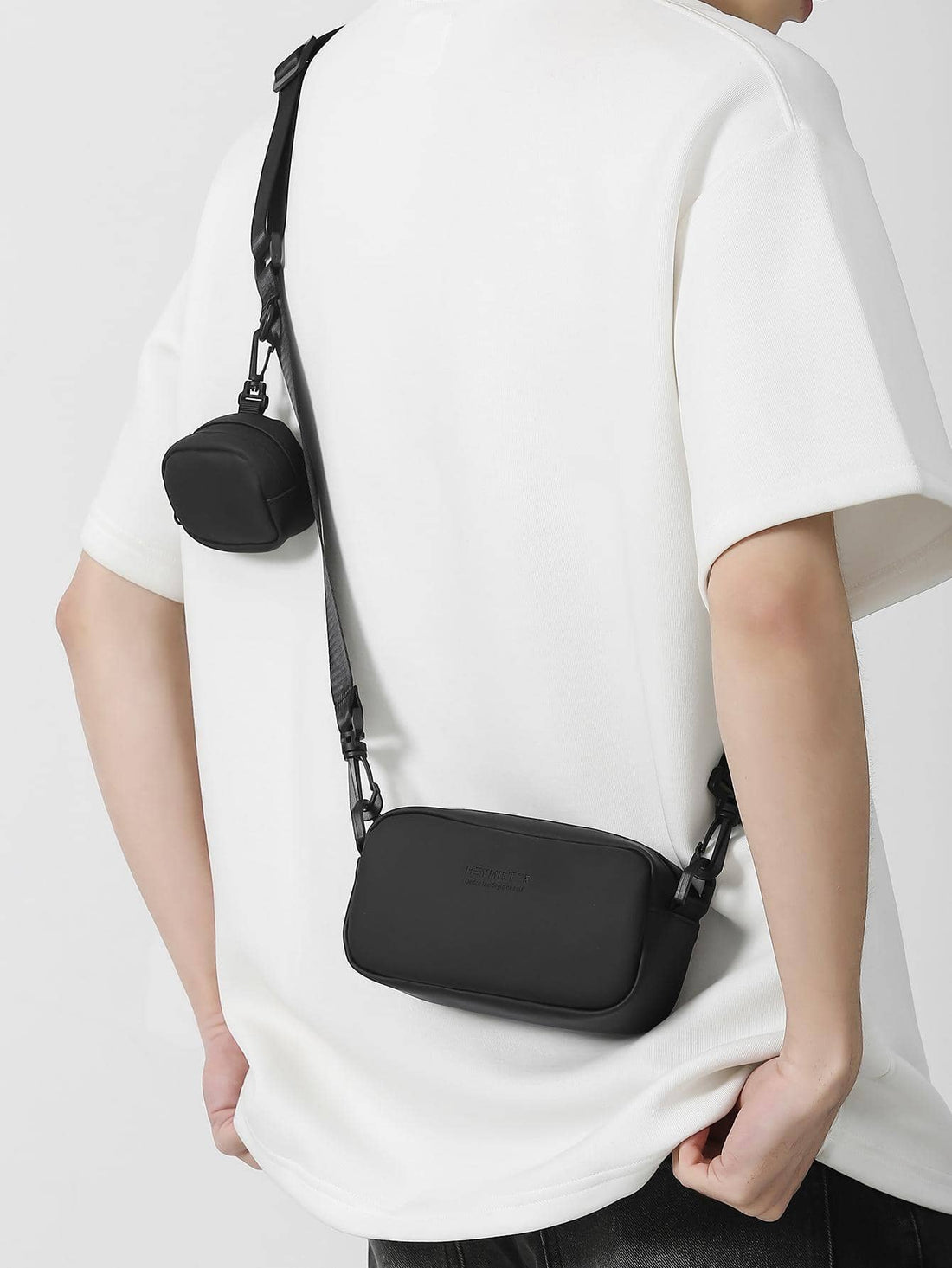 Shoulder bag Manfinity Fivela Acessório — Foto 1
