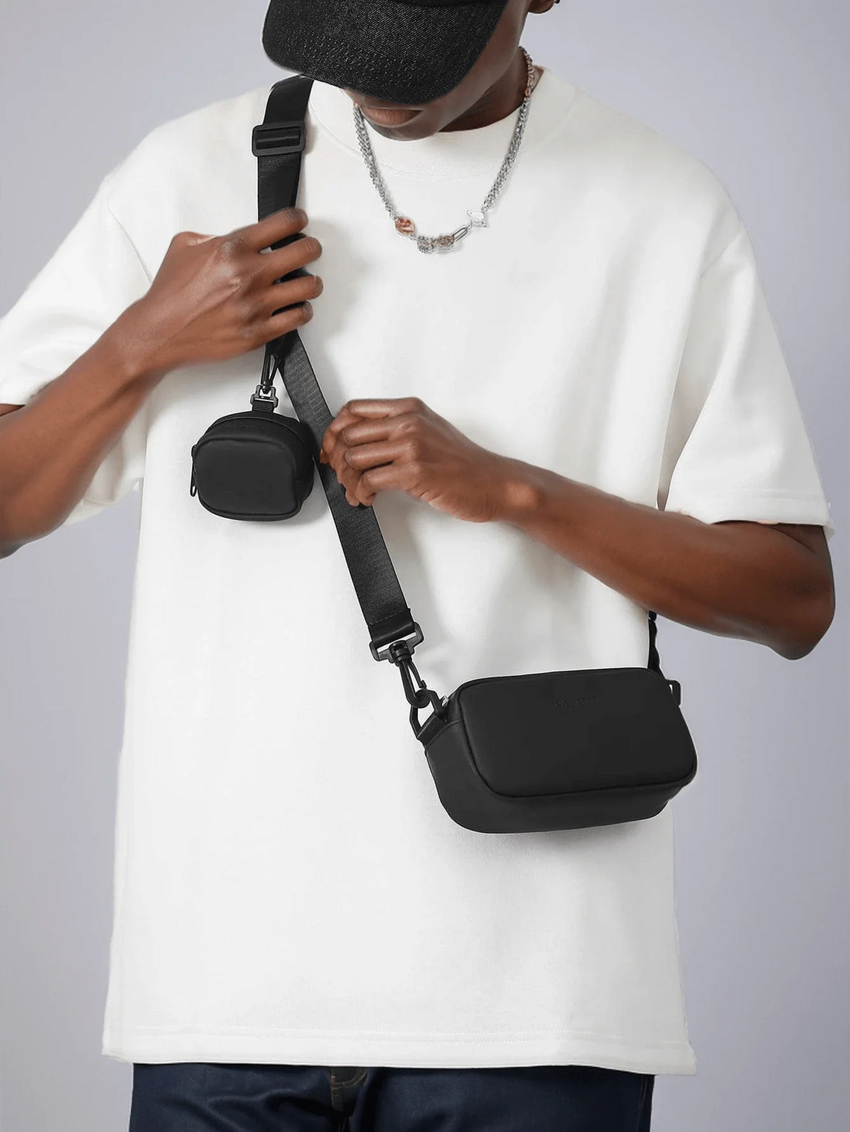 Shoulder bag Manfinity Fivela Acessório — Foto 6