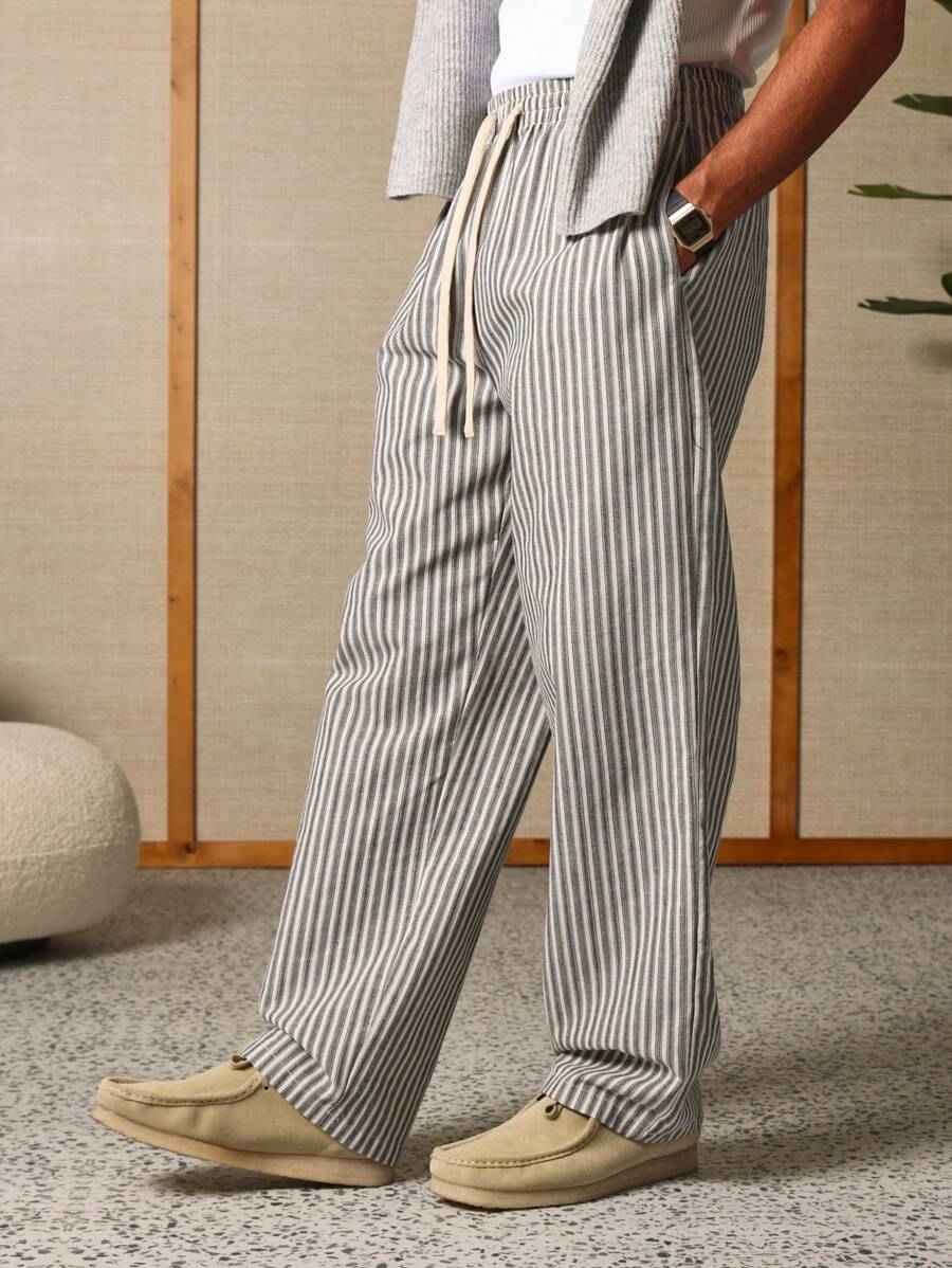 Calça Manfinity Studios Linen Pinstripe Relaxed Trousers — Foto 3