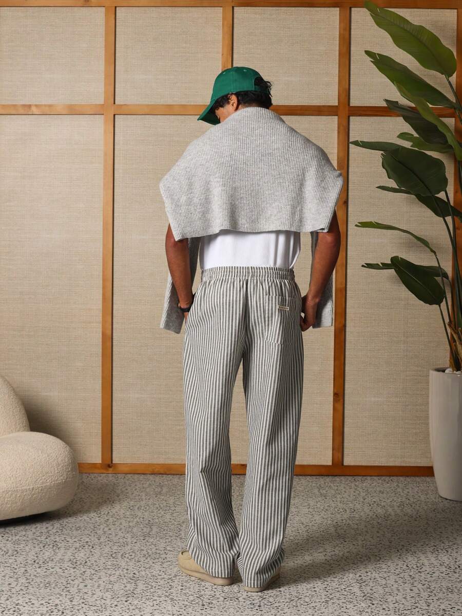 Calça Manfinity Studios Linen Pinstripe Relaxed Trousers — Foto 5