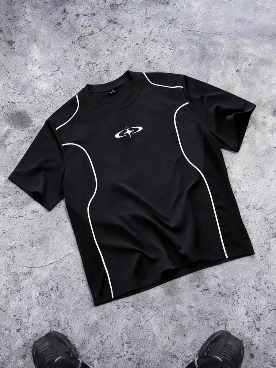 Camiseta Manfinity Folgado Estampa Gráfica Recorte — Foto 3