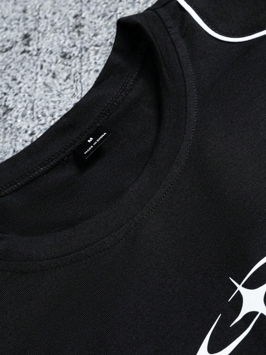 Camiseta Manfinity Folgado Estampa Gráfica Recorte — Foto 4
