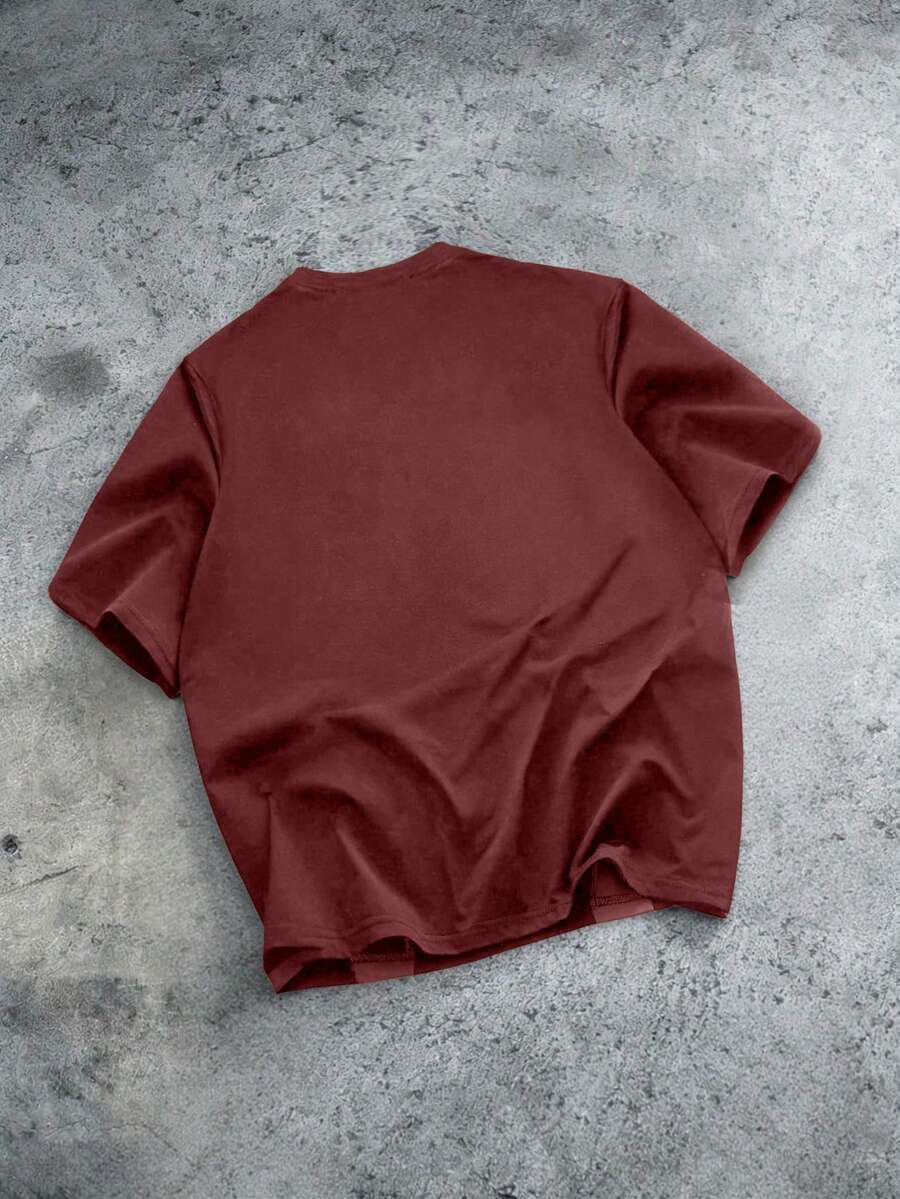 Camiseta Manfinity Folgado Estampa Gráfica Recorte — Foto 9