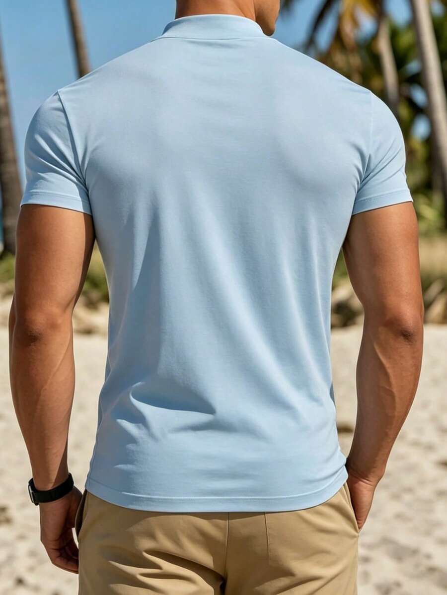 Camiseta Manfinity Gola Minimal — Foto 30