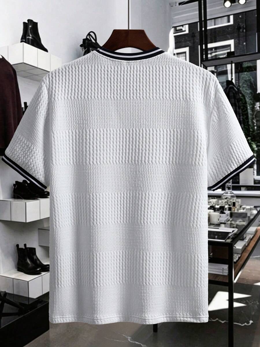 Camiseta Manfinity Textura Verão — Foto 127