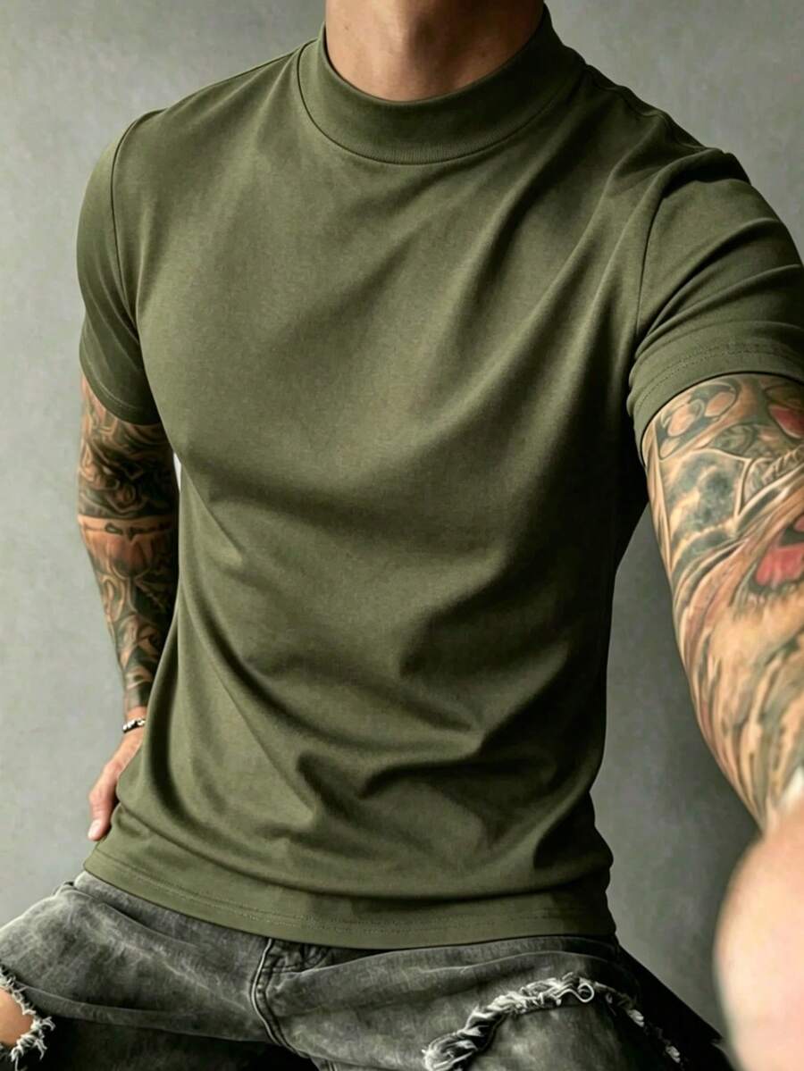 Camiseta Manfinity Gola Minimal — Foto 41