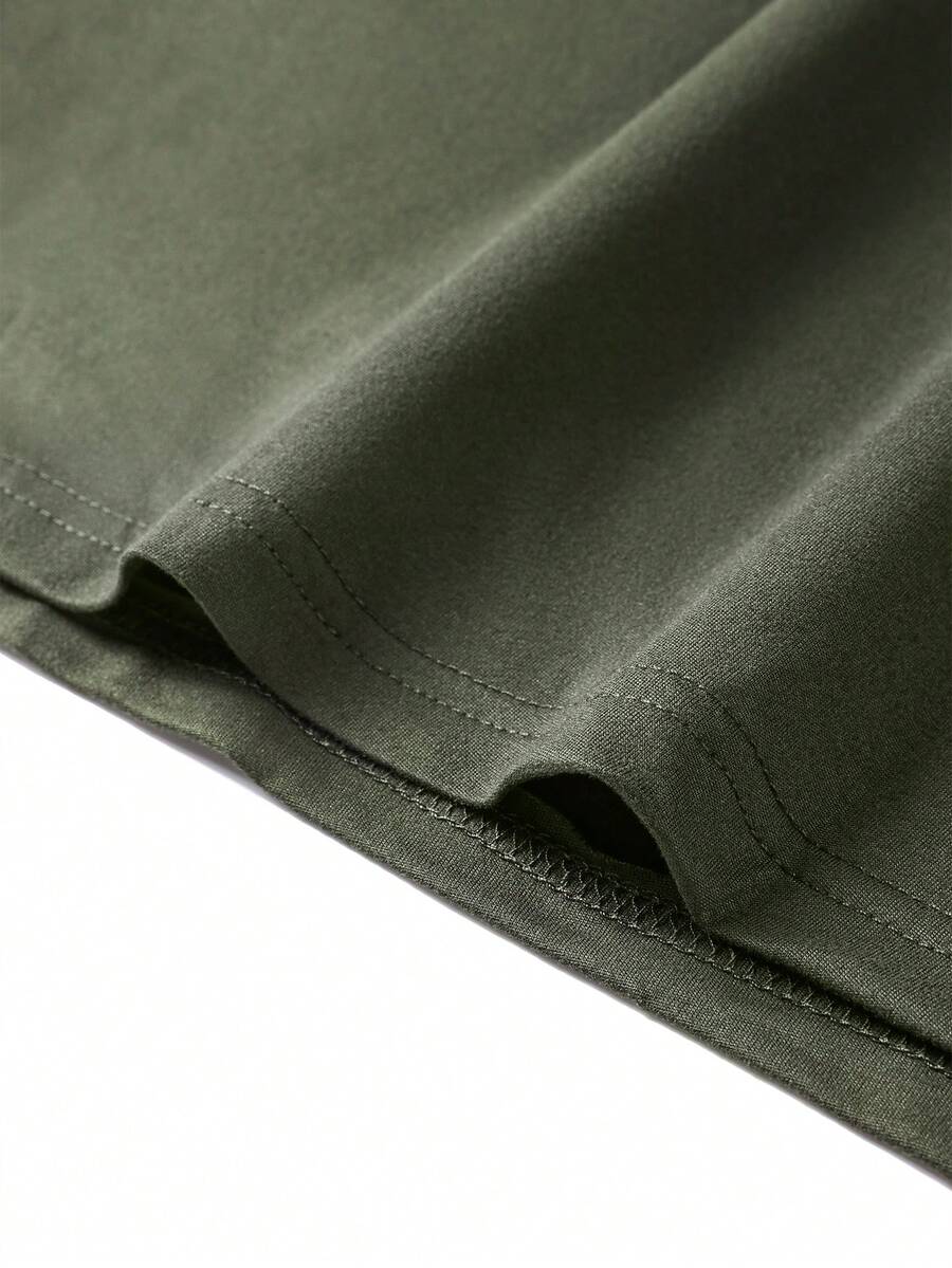 Camiseta Manfinity Gola Minimal — Foto 45
