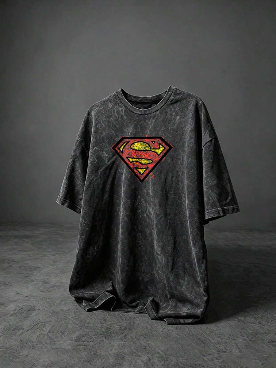 Camiseta Manfinity Folgado Estampa Gráfica Recorte — Foto 32