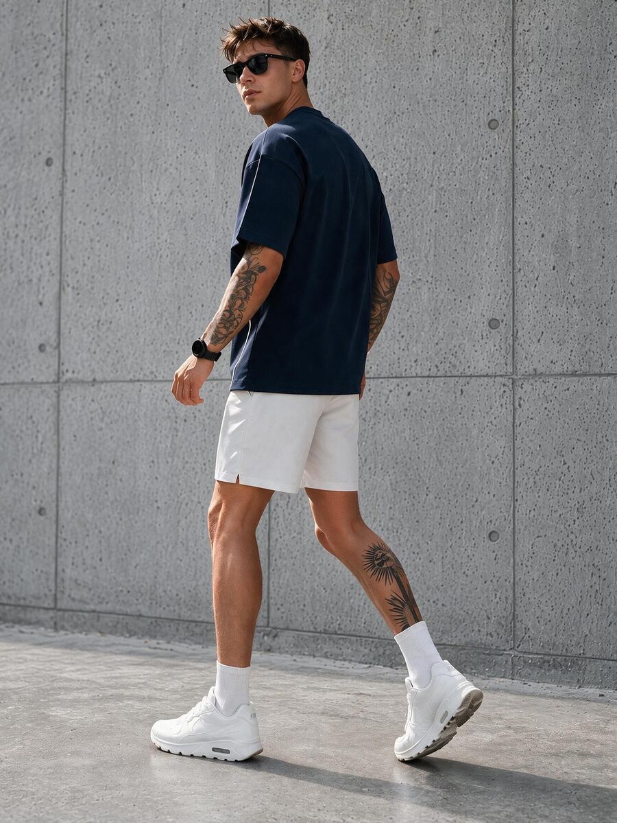 Camiseta Manfinity Folgado Estampa Gráfica Recorte — Foto 47