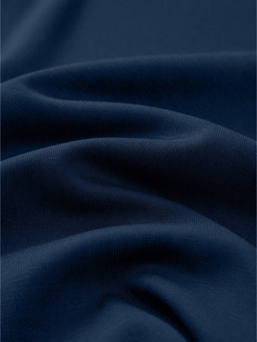 Camiseta Manfinity Folgado Estampa Gráfica Recorte — Foto 53