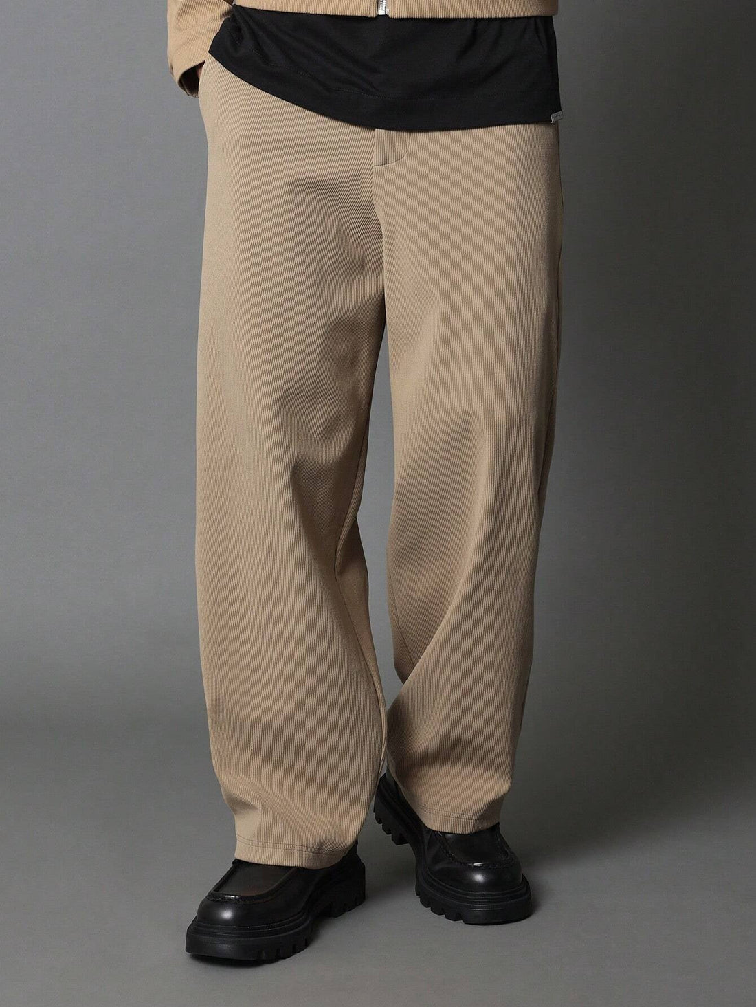 Calça Manfinity Veludo Cream — Foto 1