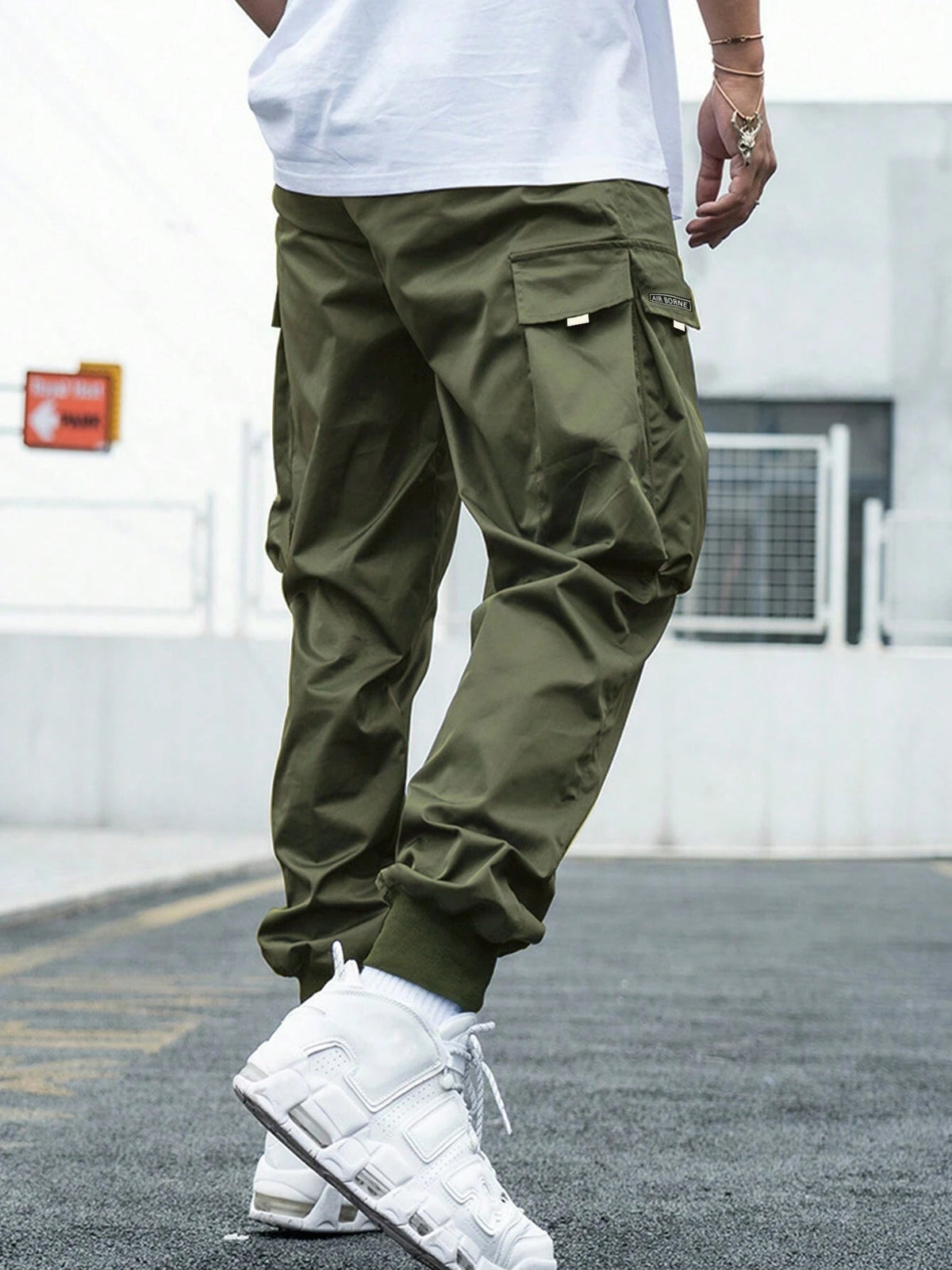 Calça Manfinity Cargo Air Bone — Foto 10