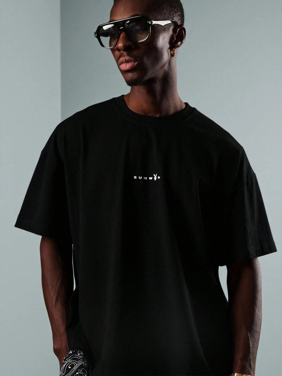 Camiseta Manfinity Retro Hot — Foto 1