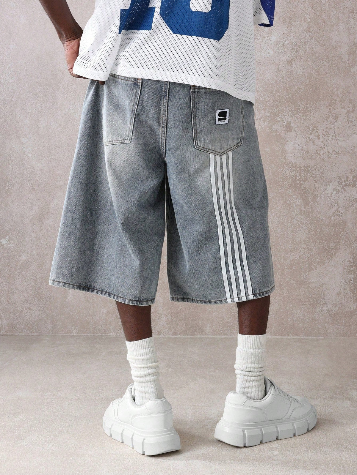 Short Manfinity Denim Oversized Perna Larga — Foto 6