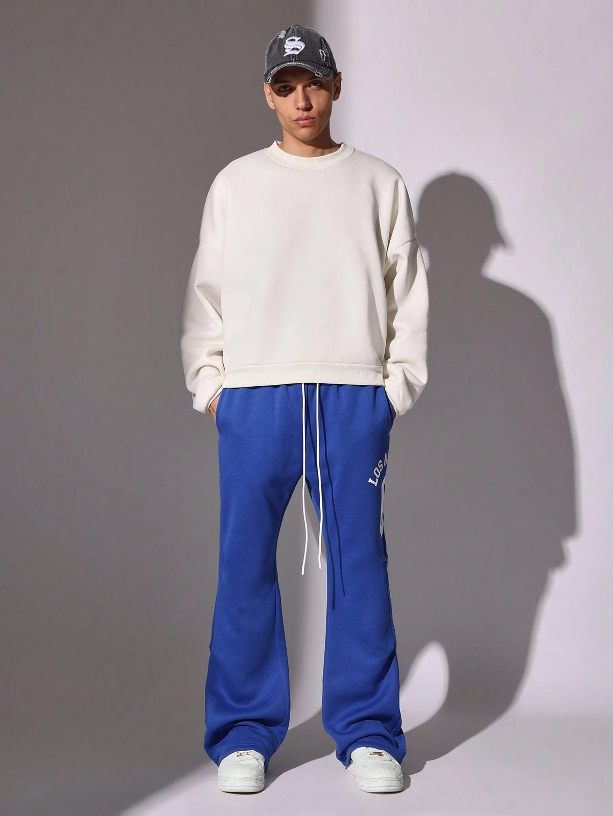 Calça Manfinity Retrolist — Foto 4