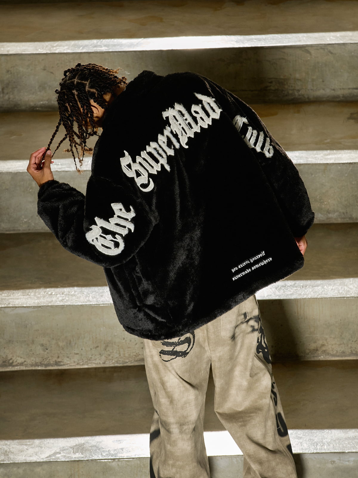 Jaqueta Manfinity Studios SuperMade Gothic Fleece Jacket — Foto 5
