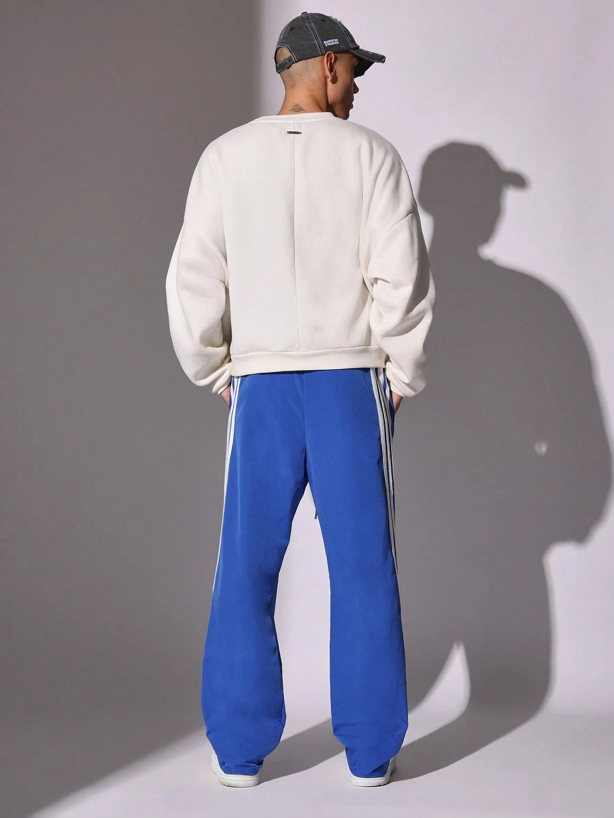 Calça Manfinity Retrolist — Foto 6