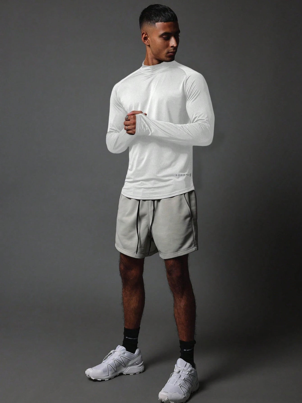 Camiseta Manfinity Fit Longer — Foto 1
