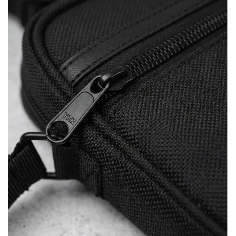 Shoulder bag Manfinity Estampada Unissex — Foto 5