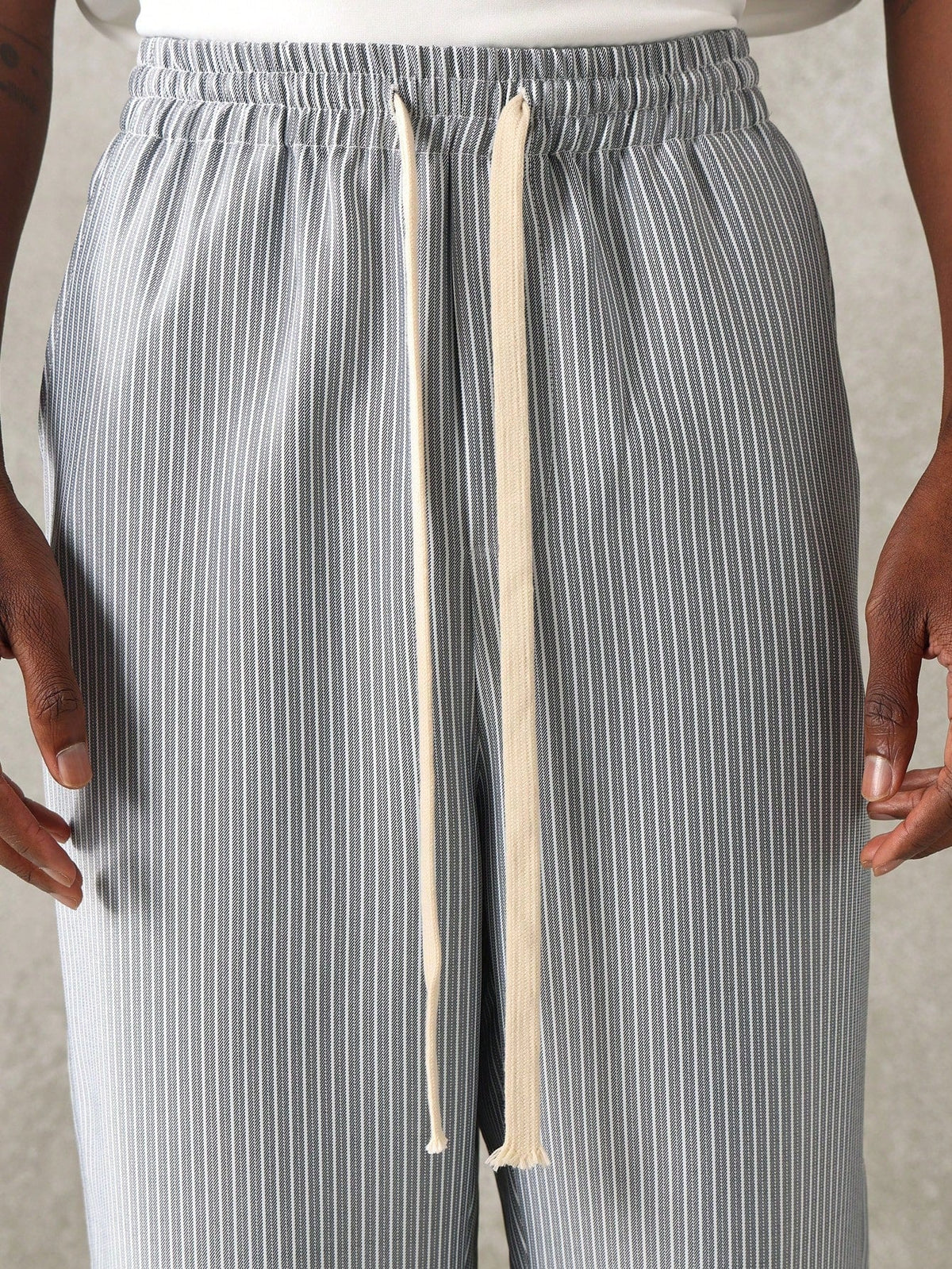 Calça Manfinity Listrada Blues — Foto 6