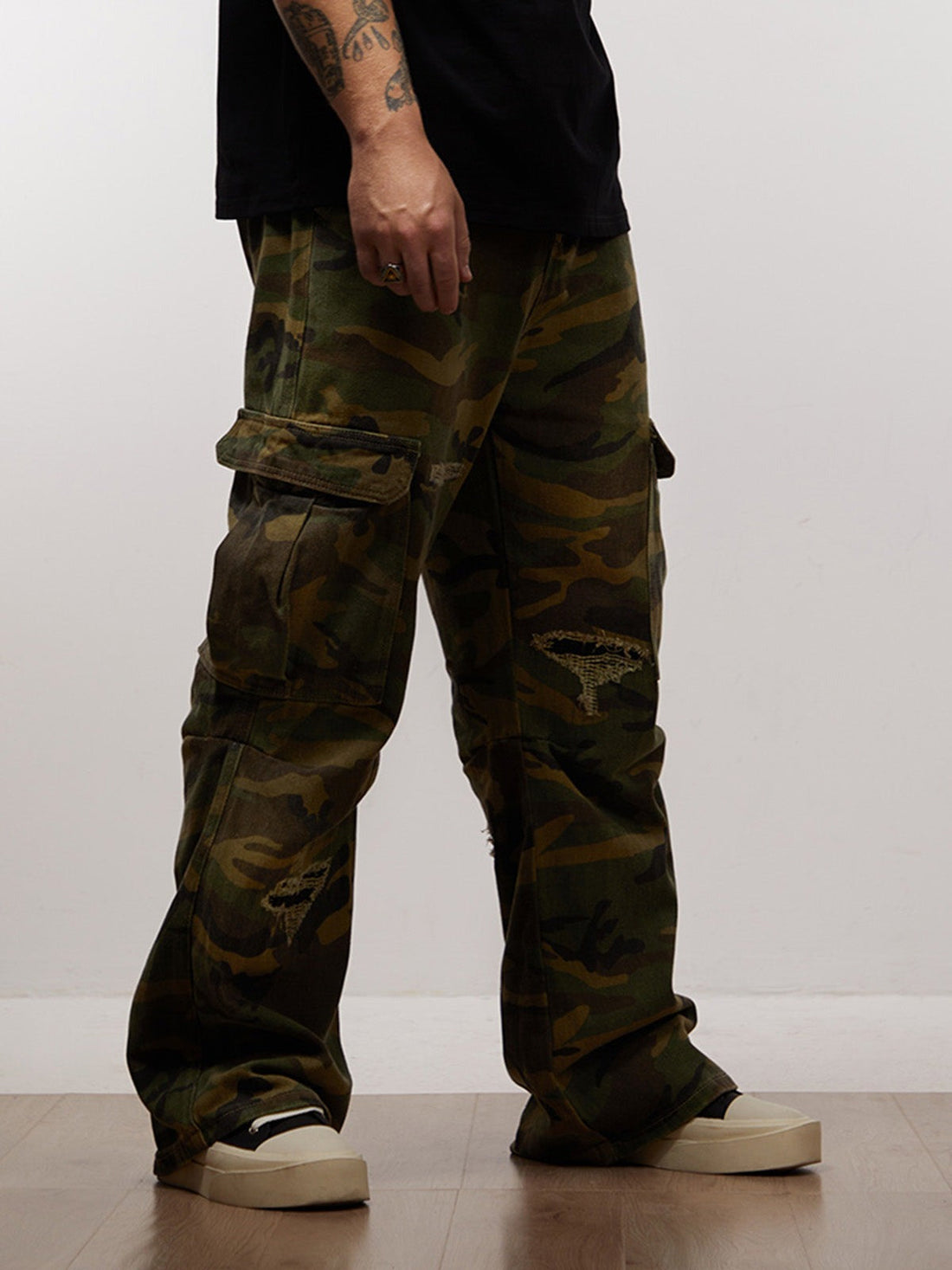 Calça Manfinity Camo Flare — Foto 1